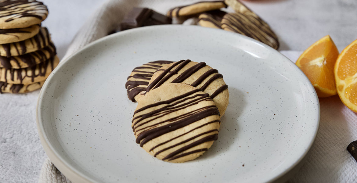 biscotti arancia cioccolato