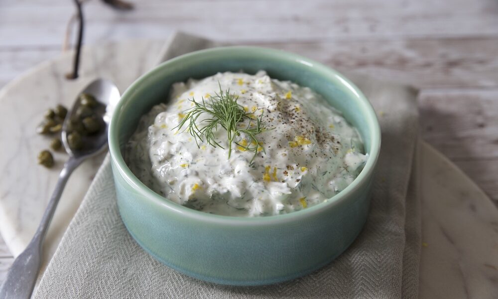 Salsa tartara con aneto